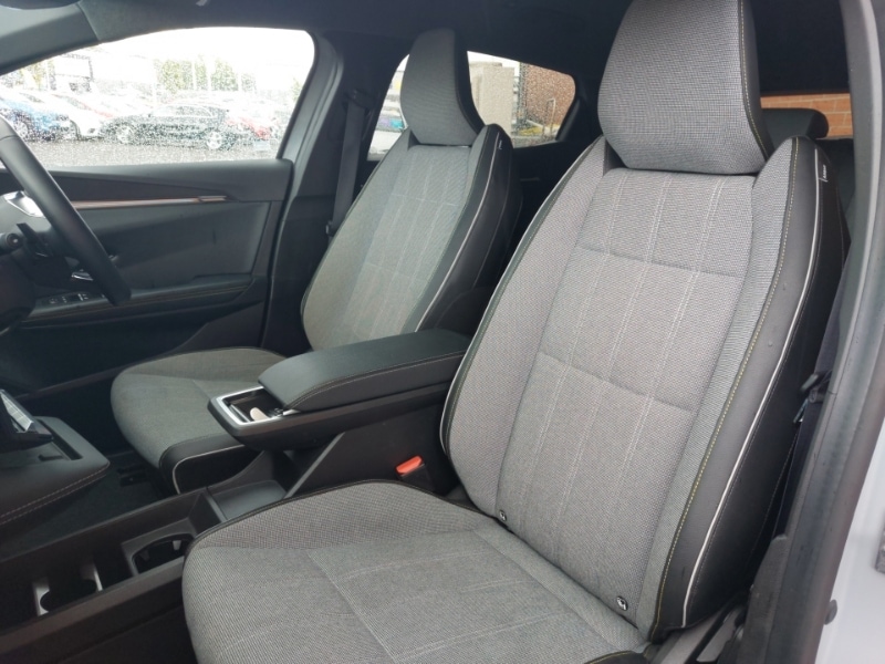 Used Renault Megane E Tech 2024 for sale - 76125460: Photo 12