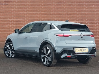 Used Renault Megane E Tech 2024 for sale - 76125460: Photo
