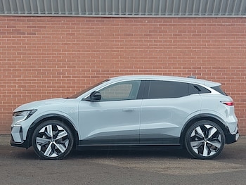 Used Renault Megane E Tech 2024 for sale - 76125460: Photo