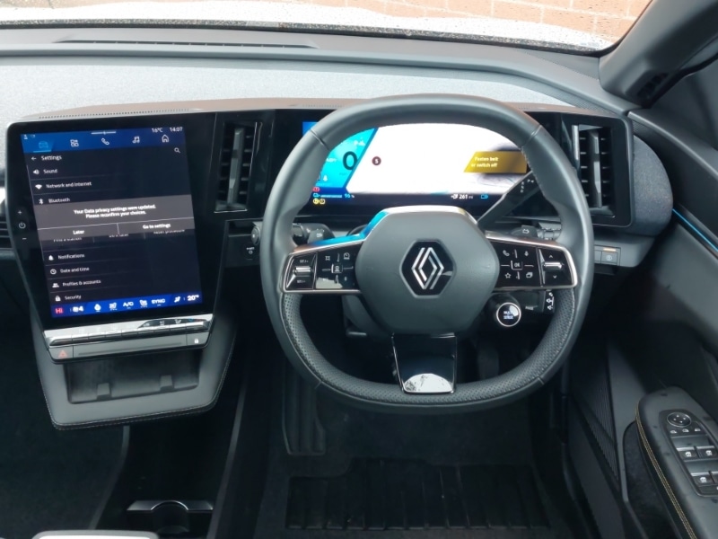 Used Renault Megane E Tech 2024 for sale - 76125460: Photo 7