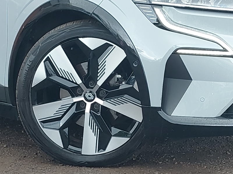 Used Renault Megane E Tech 2024 for sale - 76125460: Photo 9