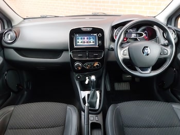 Used Renault Clio 2019 for sale - 77678220: Photo