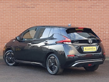 Used Nissan Leaf 2022 for sale - 77126426: Photo