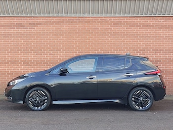 Used Nissan Leaf 2022 for sale - 77126426: Photo