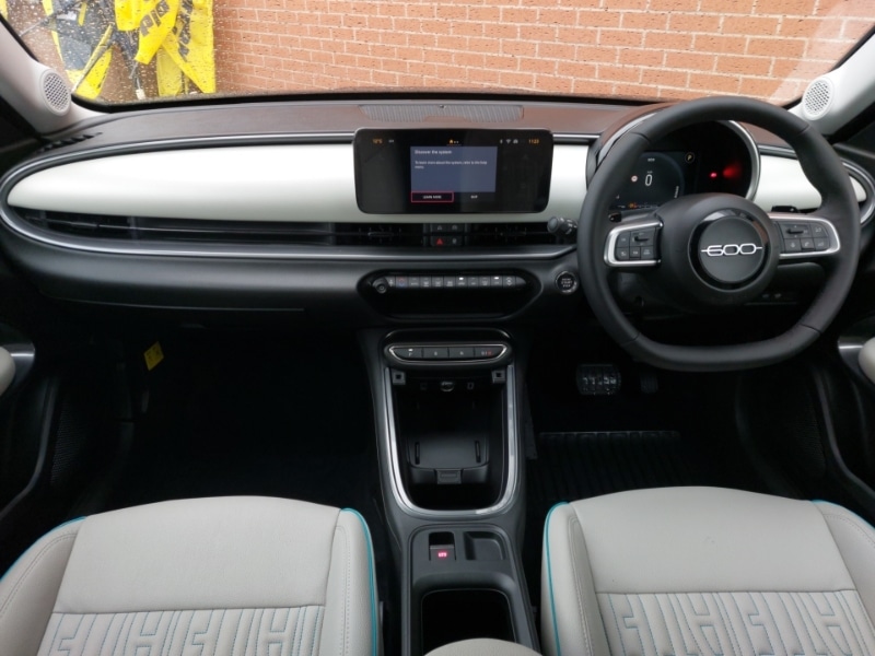 Used Fiat 600 2025 for sale - 76160396: Photo 2
