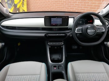 Used Fiat 600 2025 for sale - 76160396: Photo 2
