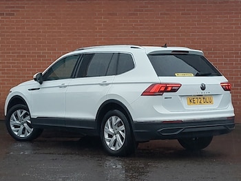 Used Volkswagen Tiguan Allspace 2023 for sale - 76478537: Photo