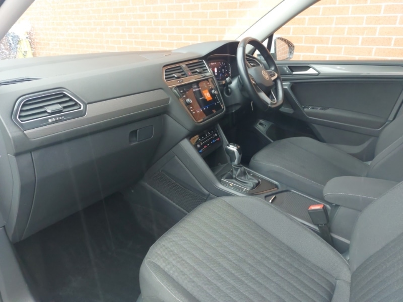 Used Volkswagen Tiguan Allspace 2023 for sale - 76478537: Photo 5
