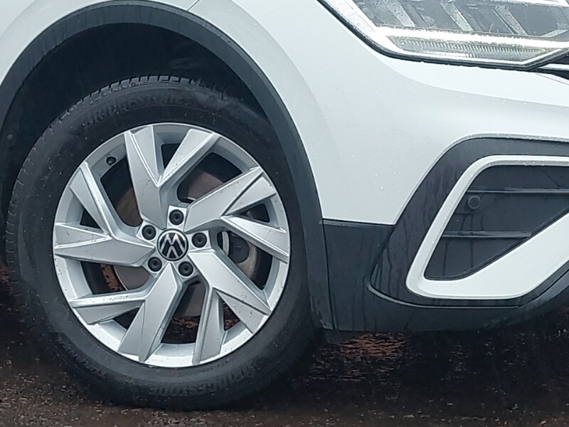 Used Volkswagen Tiguan Allspace 2023 for sale - 76478537: Photo 9