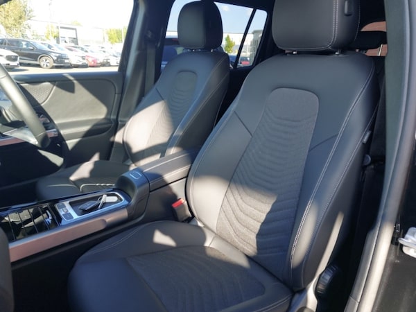 Used Mercedes-Benz GLB 2025 for sale - 75702043: Photo 12