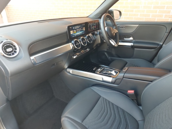 Used Mercedes-Benz GLB 2025 for sale - 75702043: Photo 5