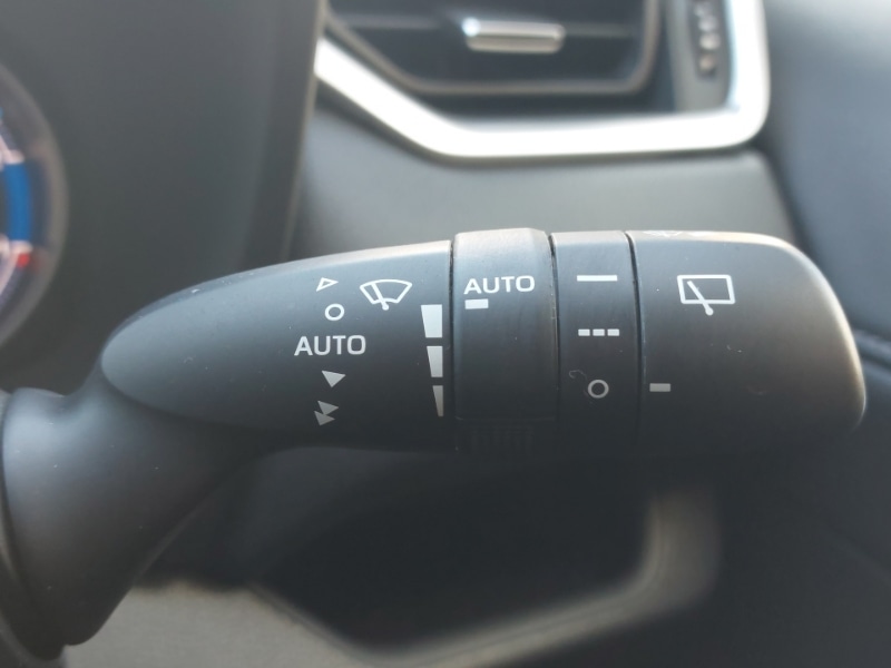 Used Toyota RAV4 2022 for sale - 76556539: Photo 18