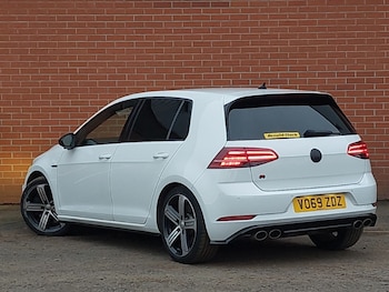 Used Volkswagen Golf 2019 for sale - 77448909: Photo