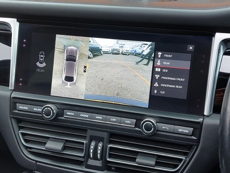 Used Porsche Macan 2020 for sale - 77623529: Photo 15