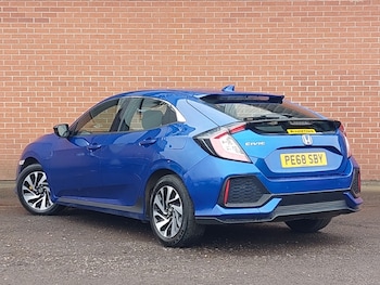 Used Honda Civic 2018 for sale - 78441738: Photo