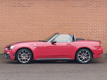 Used Abarth 124 Spider 2019 for sale - 78247221: Photo