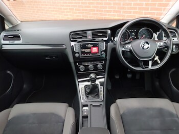 Used Volkswagen Golf 2016 for sale - 77777284: Photo