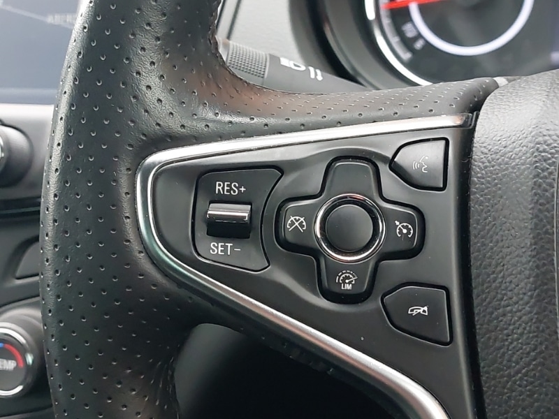 Used Vauxhall Insignia 2015 for sale - 77947863: Photo 11