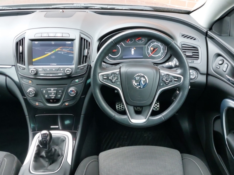 Used Vauxhall Insignia 2015 for sale - 77947863: Photo 7