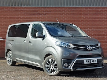 Used Toyota PROACE CITY Verso 2019 for sale - 78865806: Photo