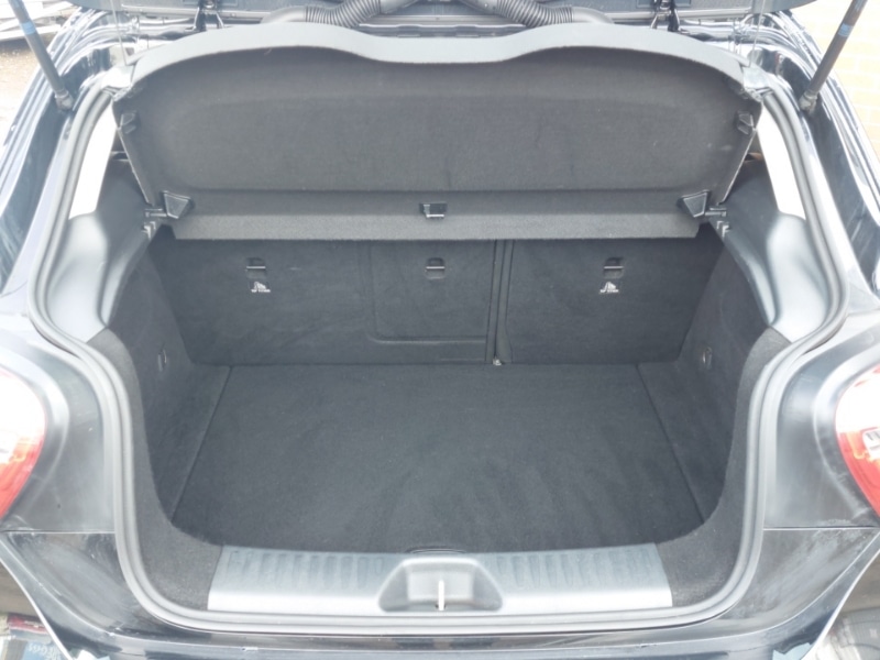 Used Mercedes-Benz A-Class 2017 for sale - 78211355: Photo 8