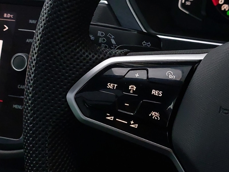 Used Volkswagen Tiguan 2023 for sale - 77289834: Photo 11