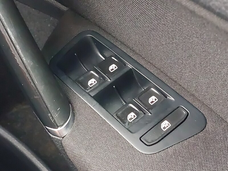 Used Volkswagen Golf 2018 for sale - 77518357: Photo 19