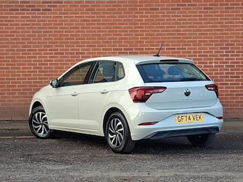 Used Volkswagen Polo 2024 for sale - 79707433: Photo