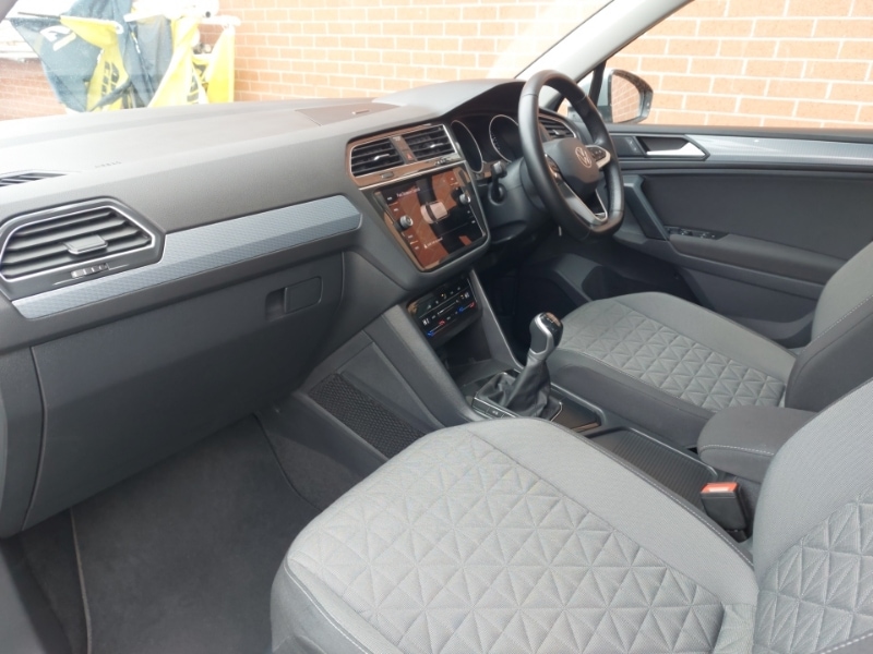 Used Volkswagen Tiguan 2021 for sale - 76221140: Photo 5