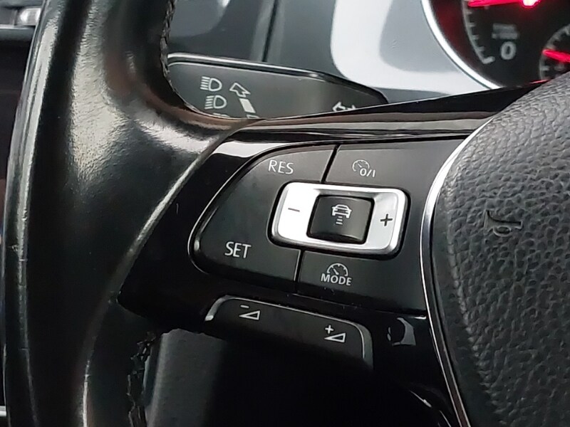 Used Volkswagen Golf 2018 for sale - 77611022: Photo 11