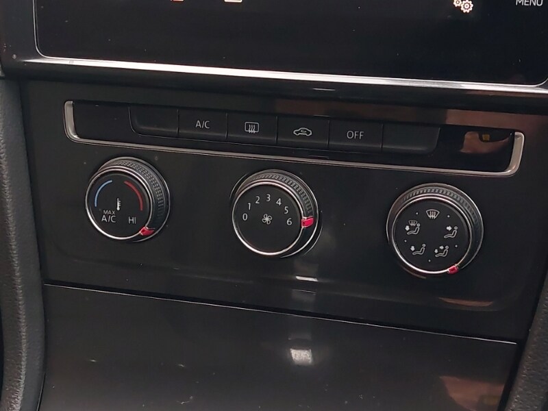 Used Volkswagen Golf 2018 for sale - 77611022: Photo 14