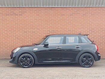 Used MINI Hatch 2019 for sale - 78723836: Photo