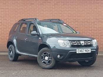 Used Dacia Duster 2017 for sale - 78877167: Photo