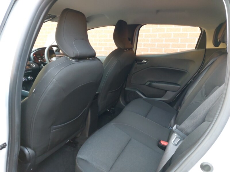 Used Renault Clio 2021 for sale - 77273216: Photo 6