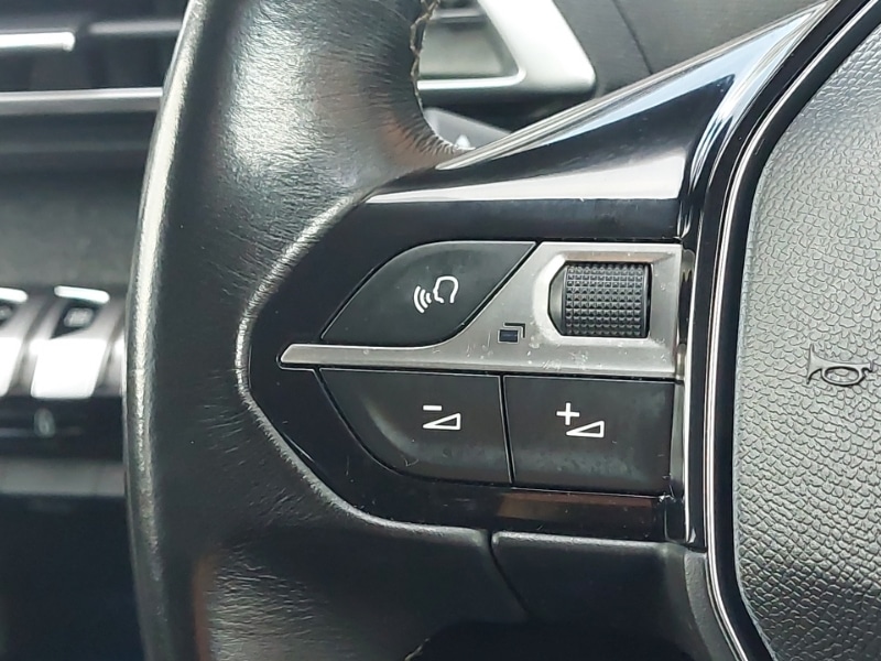 Used Peugeot 3008 2018 for sale - 76779563: Photo 11