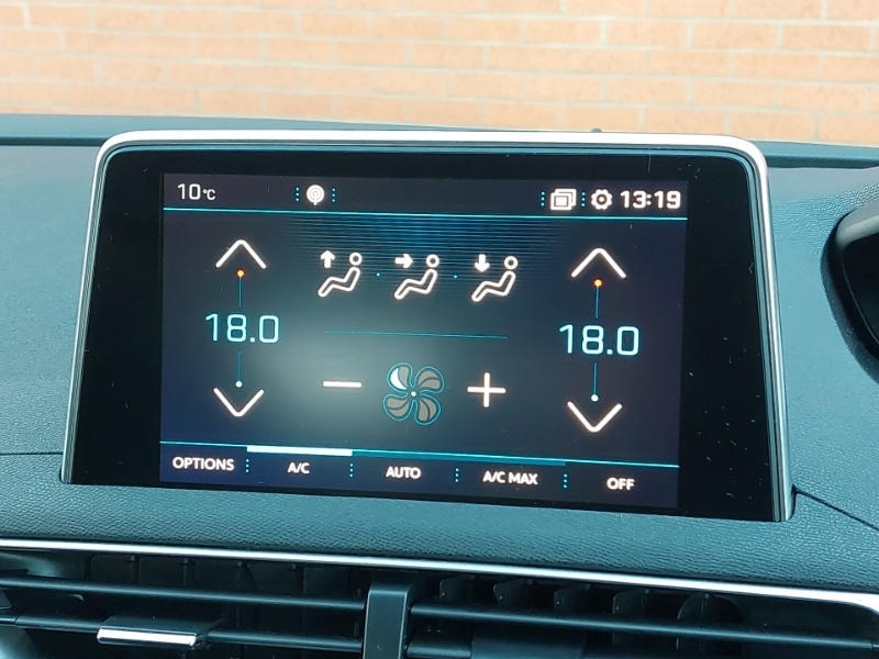 Used Peugeot 3008 2018 for sale - 76779563: Photo 17