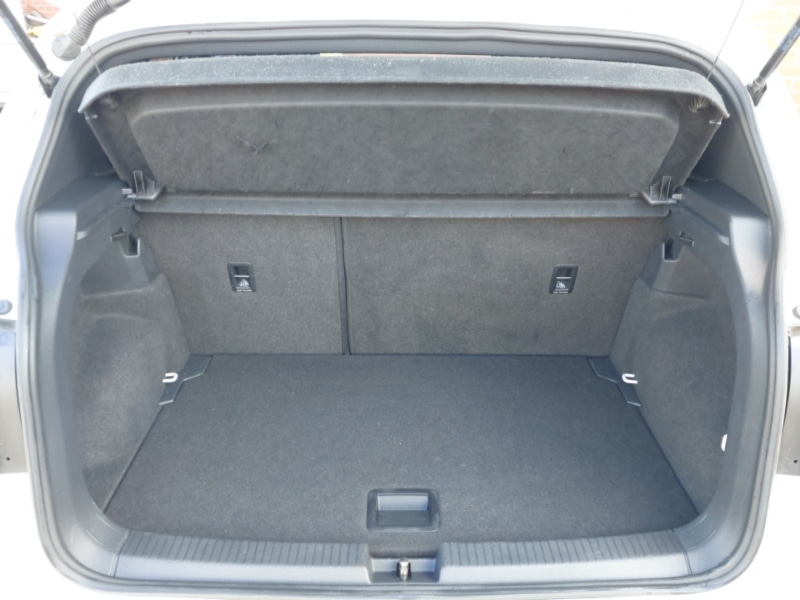 Used Volkswagen T-Cross 2019 for sale - 76947590: Photo 8