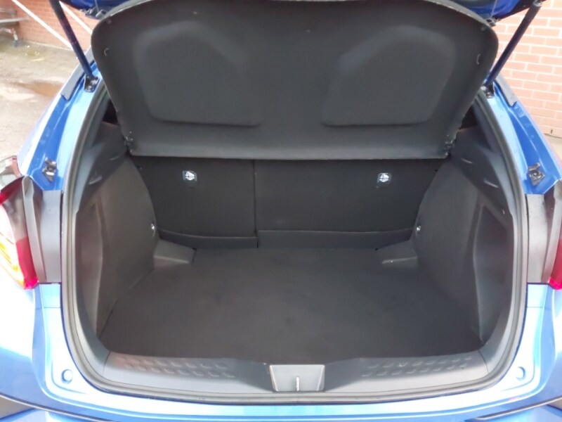 Used Toyota C-HR 2023 for sale - 77509308: Photo 8