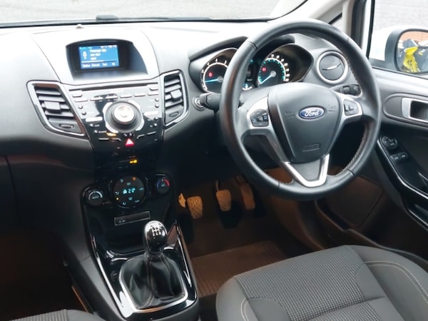 Used Ford Fiesta 2015 for sale - 76183345: Photo 13
