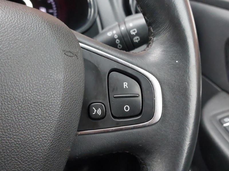 Used Renault Clio 2017 for sale - 76964159: Photo 10