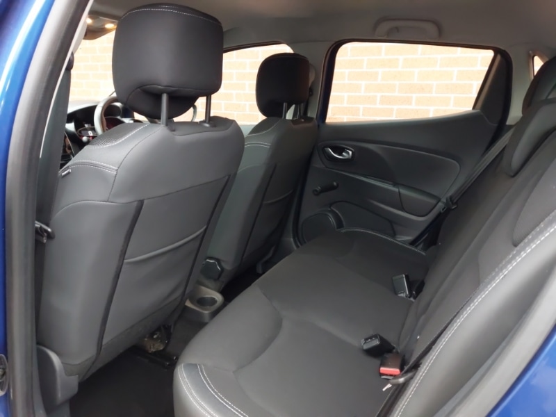 Used Renault Clio 2017 for sale - 76964159: Photo 6