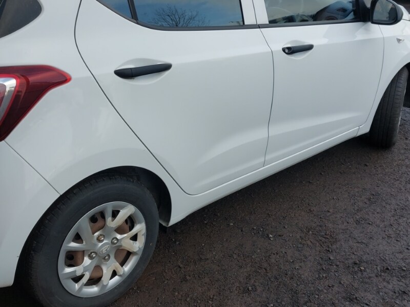 Used Hyundai i10 2018 for sale - 77325014: Photo 12