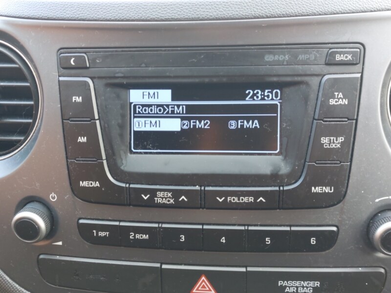 Used Hyundai i10 2018 for sale - 77325014: Photo 17