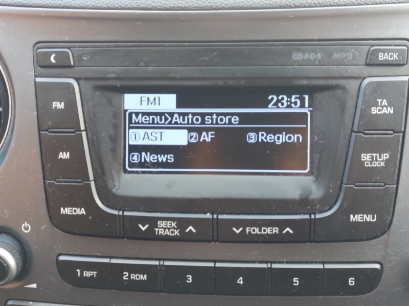 Used Hyundai i10 2018 for sale - 77325014: Photo 18