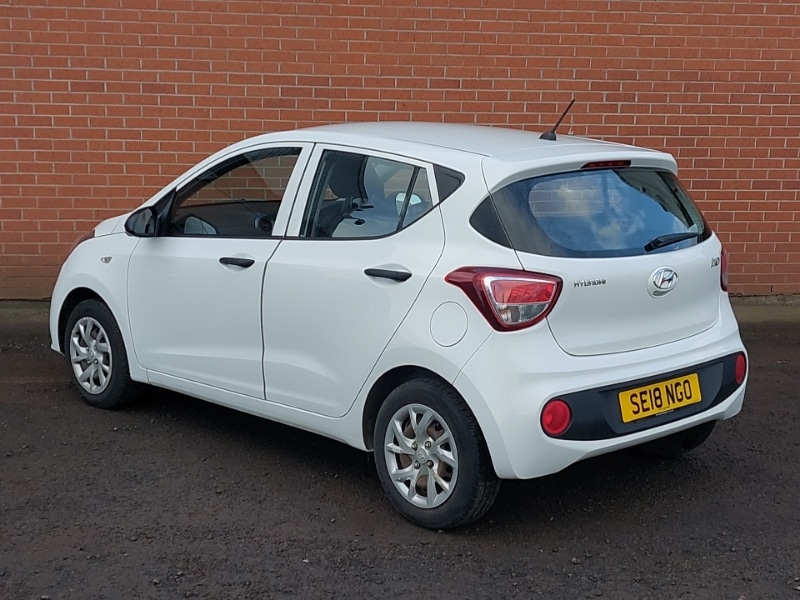 Used Hyundai i10 2018 for sale - 77325014: Photo 3