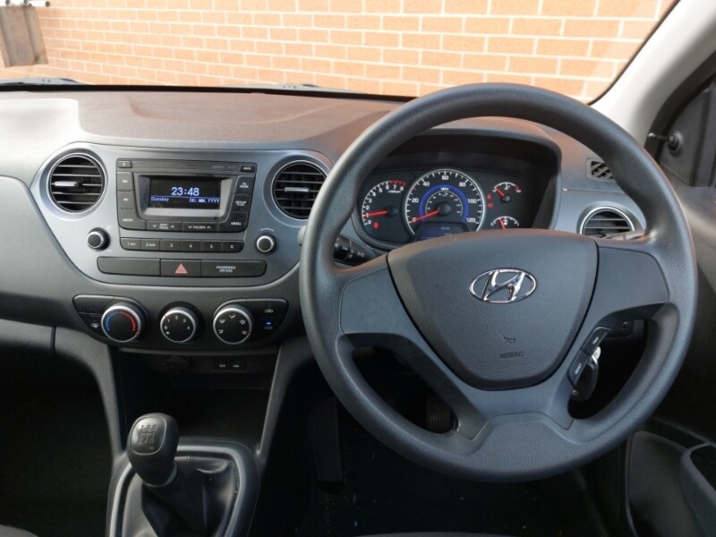 Used Hyundai i10 2018 for sale - 77325014: Photo 7