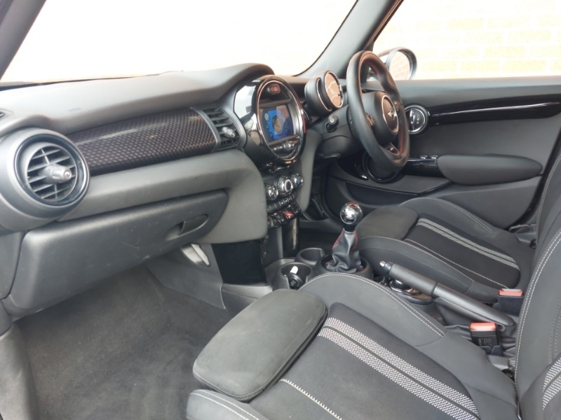 Used MINI Hatch 2019 for sale - 78006193: Photo 5