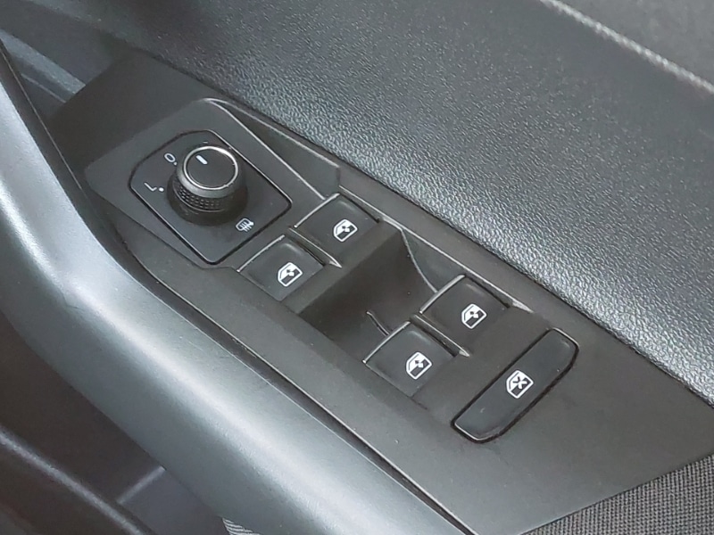 Used Volkswagen Polo 2018 for sale - 76408179: Photo 17