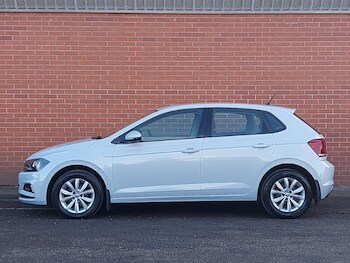 Used Volkswagen Polo 2018 for sale - 76408179: Photo