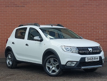 Used Dacia Sandero Stepway 2019 for sale - 78567850: Photo